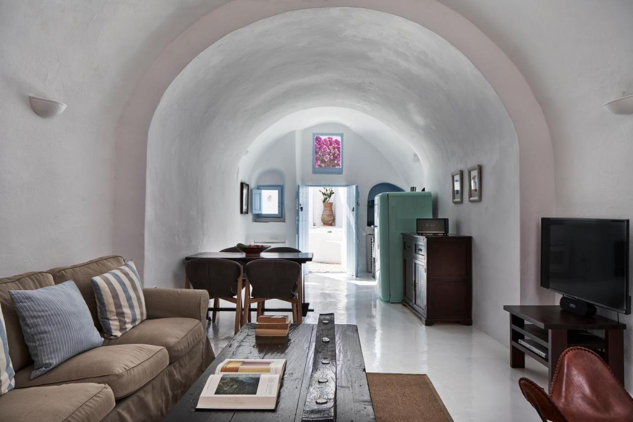 2 Bedroom Charming Villa With Outdoors Jacuzzi Megalochori  Esterno foto